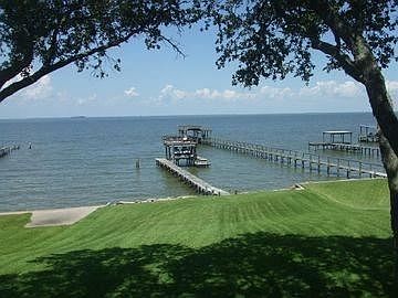 5th image of 3839 Bayshore Dr