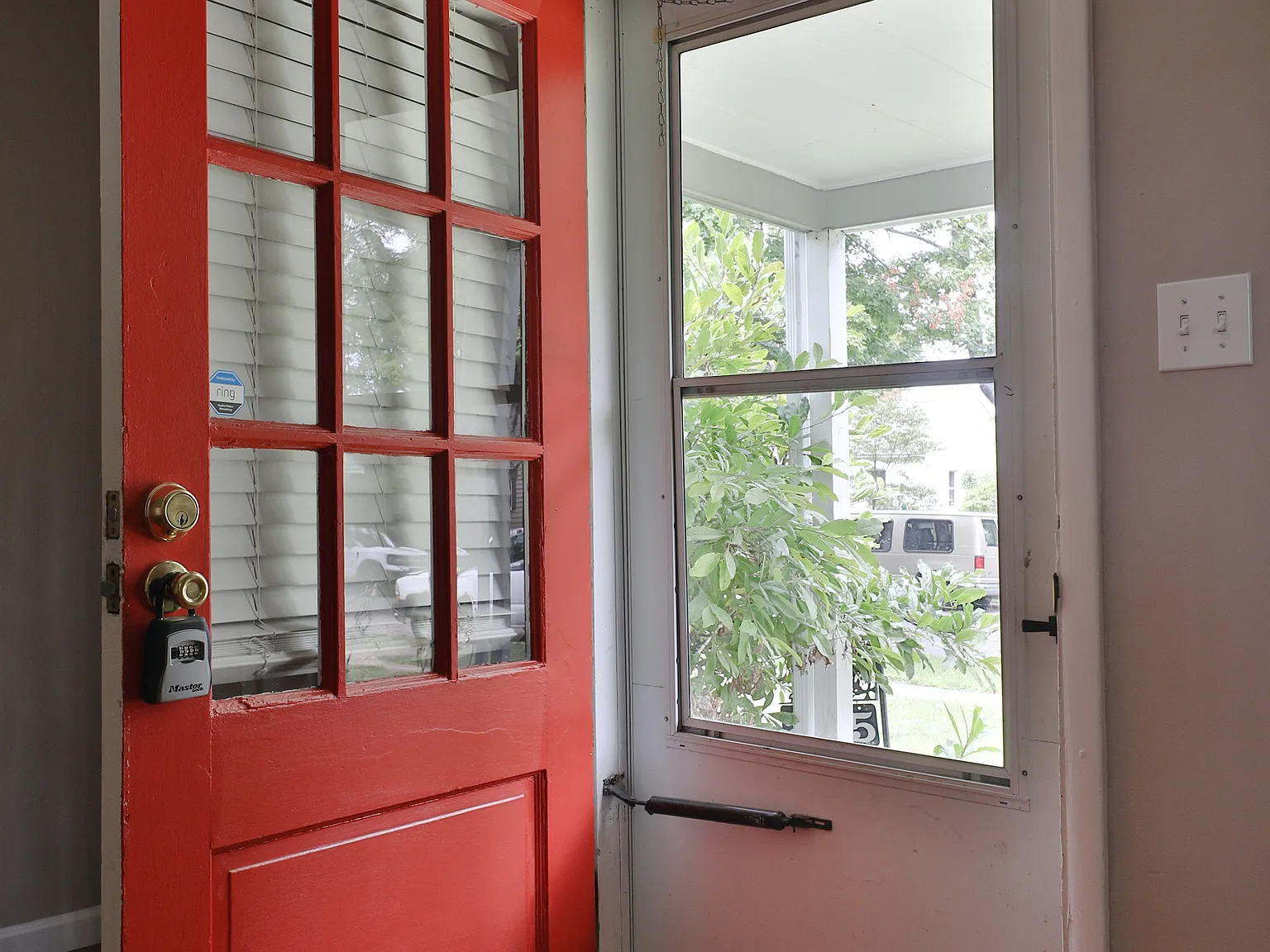 2 bed, 1296 sqft, $1,795 — Photo 3