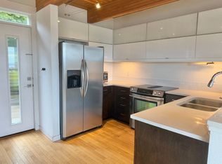 1991 Gilman Dr W, Seattle, WA 98119