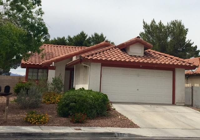 692 whispering Palms Dr
