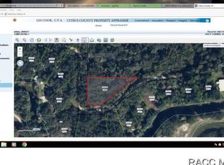 7043 E Channel Dr, Hernando, FL 34442