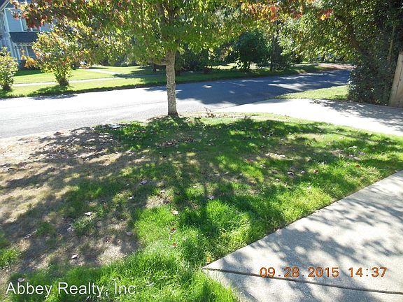 2nd image of 1410 10th Ave SE
