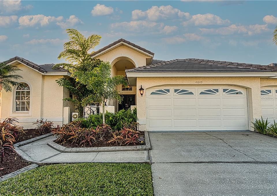 1st image of 4849 Queen Palm Ter NE