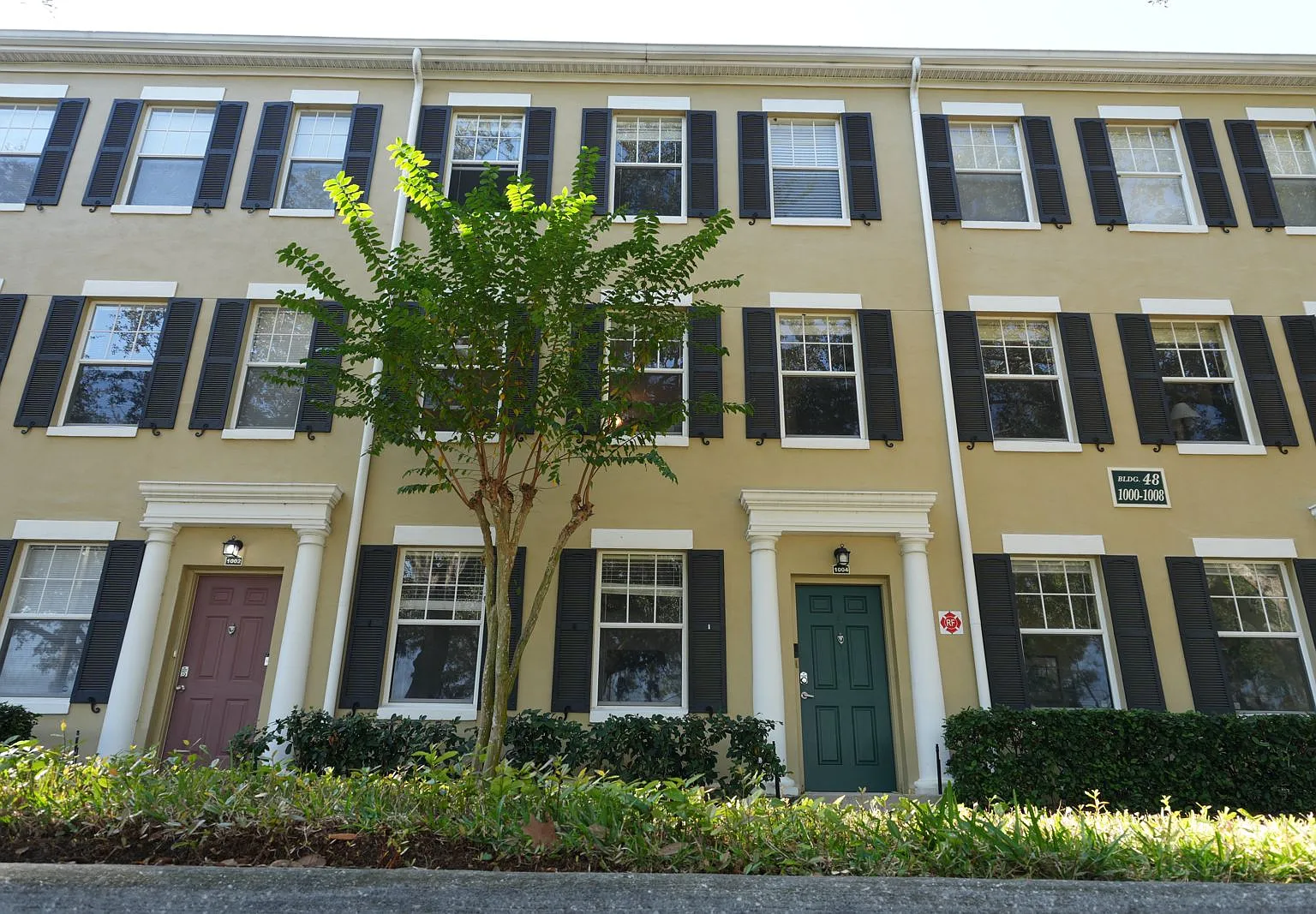3 bed, 1640 sqft, $2,800 — Photo 1
