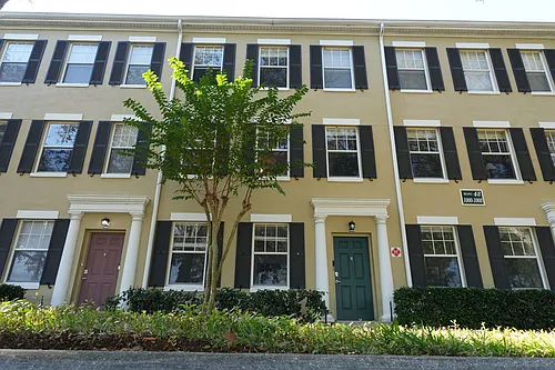 1004 Waterside Dr Photo 1