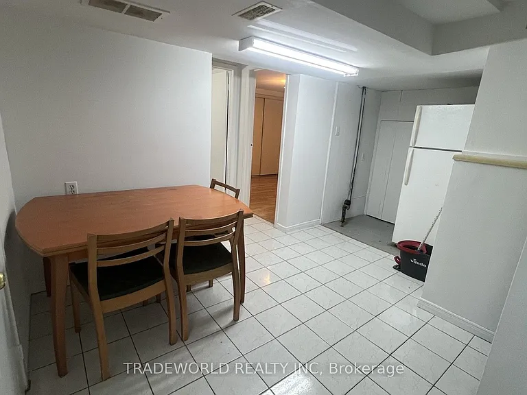 83 Invergordon Ave #BASEMENT — Photo 2