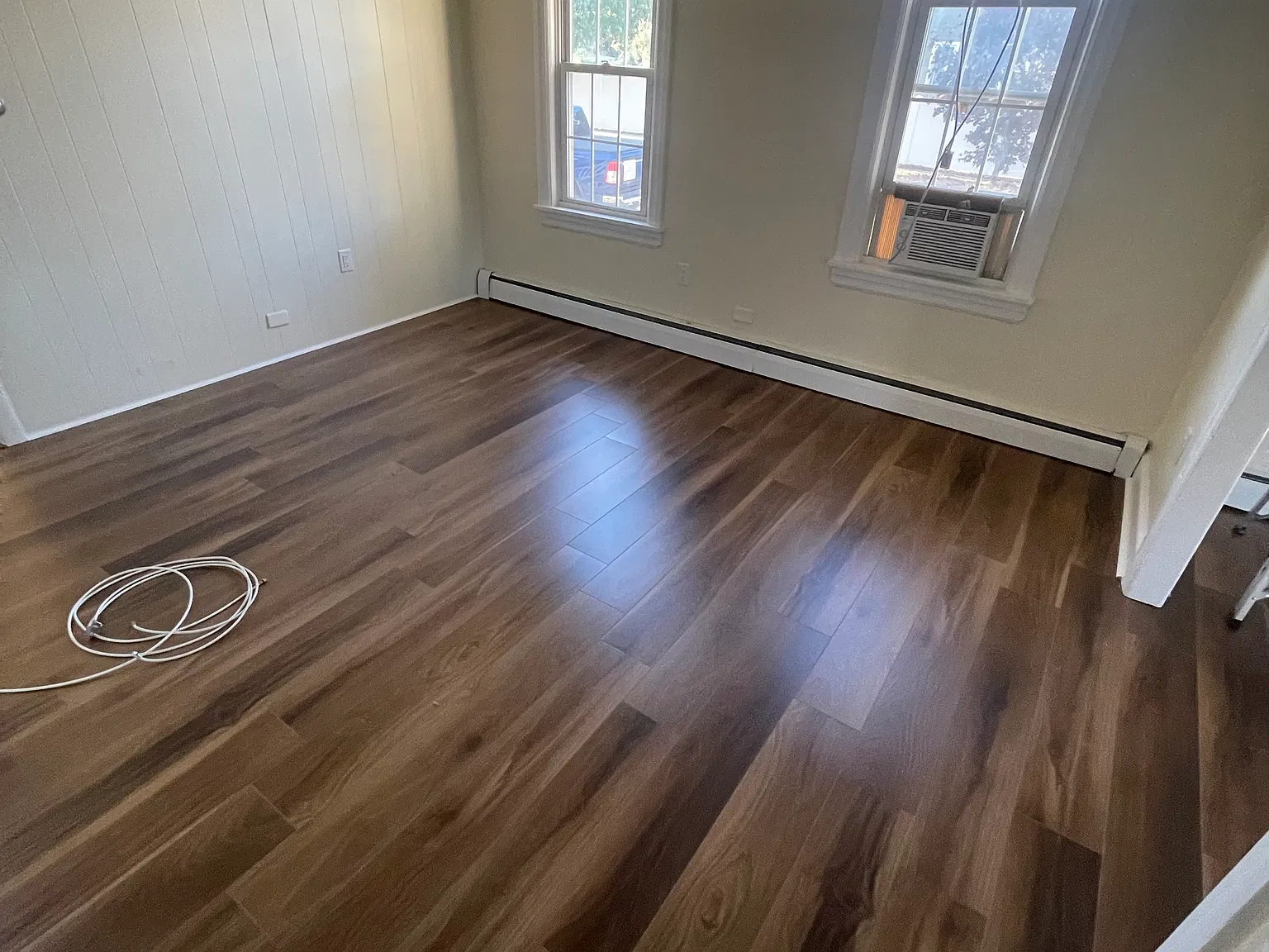 4 bed, 1.5 bath, 1872 sqft, $2,400 — Photo 3