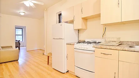 Rented by Park Property Advisors