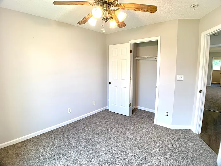 315 Harold Dr — Photo 13