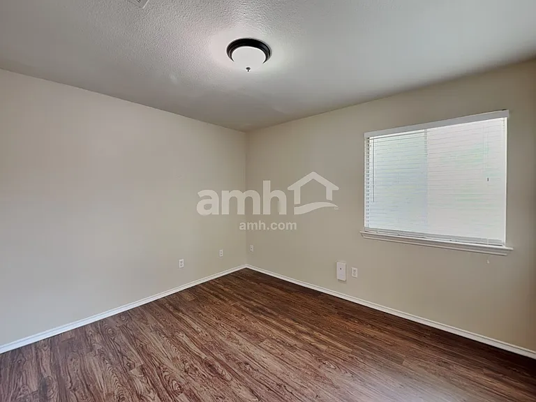 2684 Bradley Ln — Photo 13