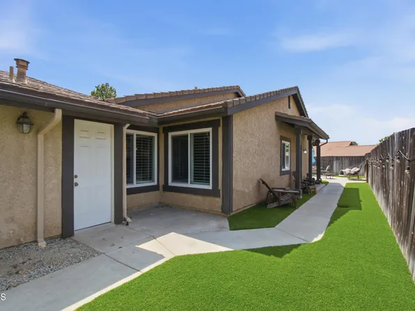 26019 Palomita Dr, Santa Clarita, CA 91355