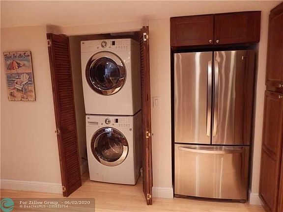 5th image of 4100 Galt Ocean Dr APT 807