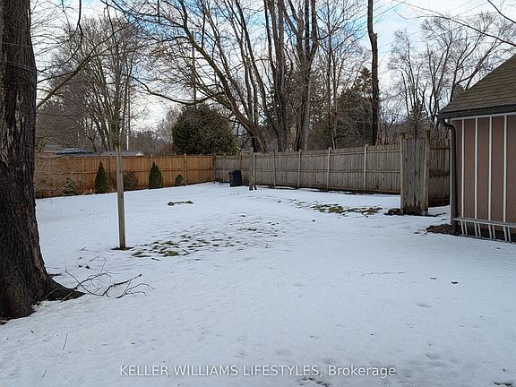 5th image of 1004 Hamilton Rd