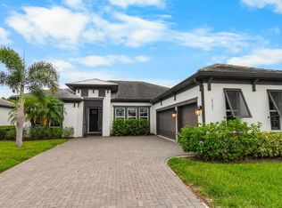 6325 Rivo Lakes Blvd, Sarasota, FL 34241