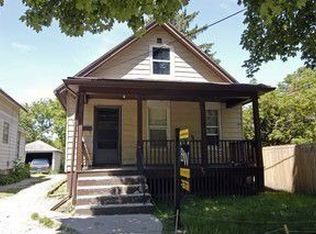 416 N Porter St, Elgin, IL 60120