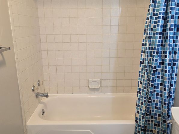 615 Fremont Rd APT W