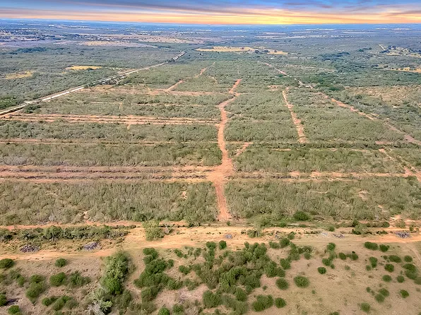 LOT 2 County Road 327 LOT 2, Jourdanton, TX 78064