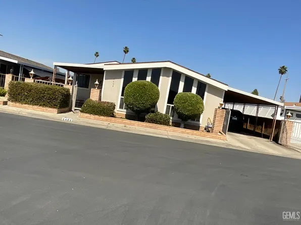 4404 Camelot Pl, Bakersfield, CA 93301