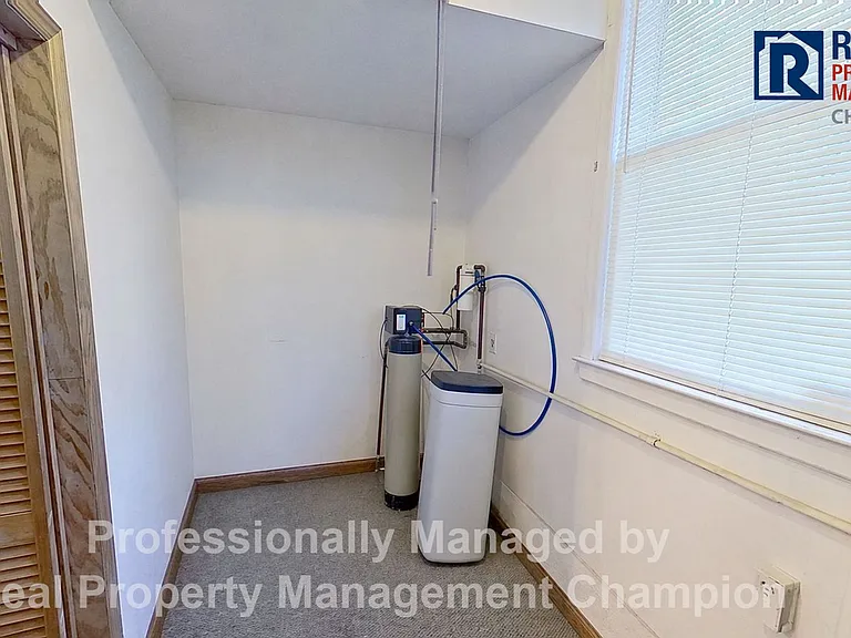 639 N College Rd — Photo 22