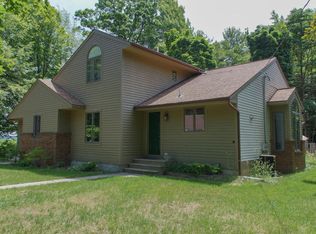 16400 Hickory St, Spring lake, MI 49456