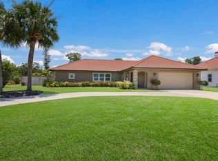 7761 Holiday Dr, Sarasota, FL 34231