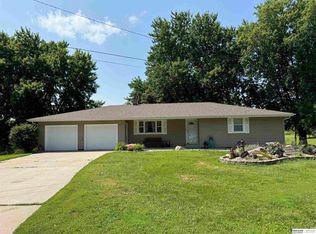 216 N Pine St, Valparaiso, NE 68065