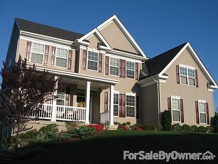 5940 Concord Way
						:
						Gorgeous 3 year old home. Over 3000 sq./ft. Move in condition.