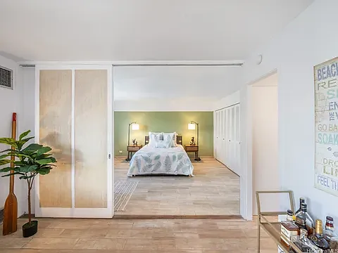 710 Lunalilo St #402 — Photo 8