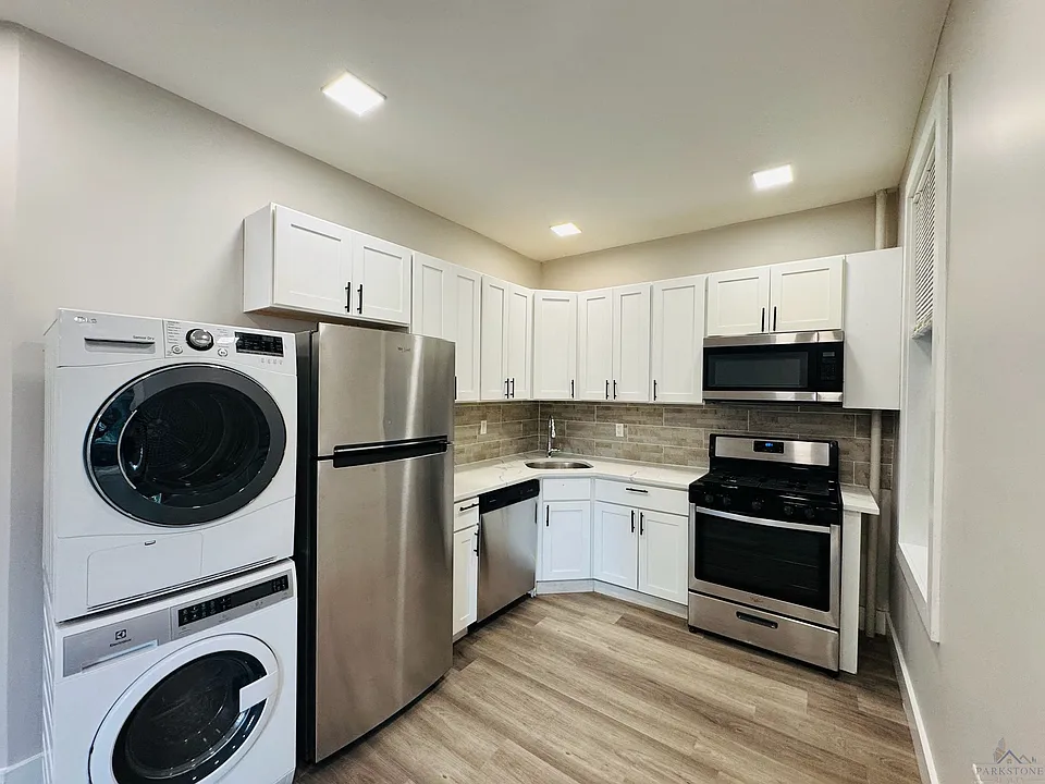516 Central Ave #7