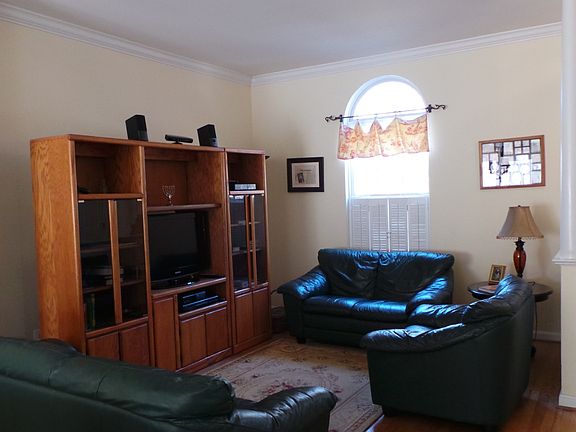 4th image of 12710 Wimbley Ln