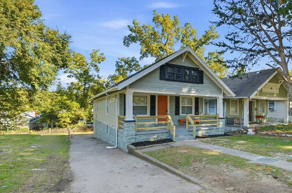 4223 Agnes Ave
