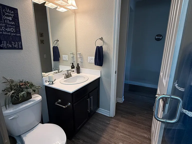 Elkwood Cir — Photo 12