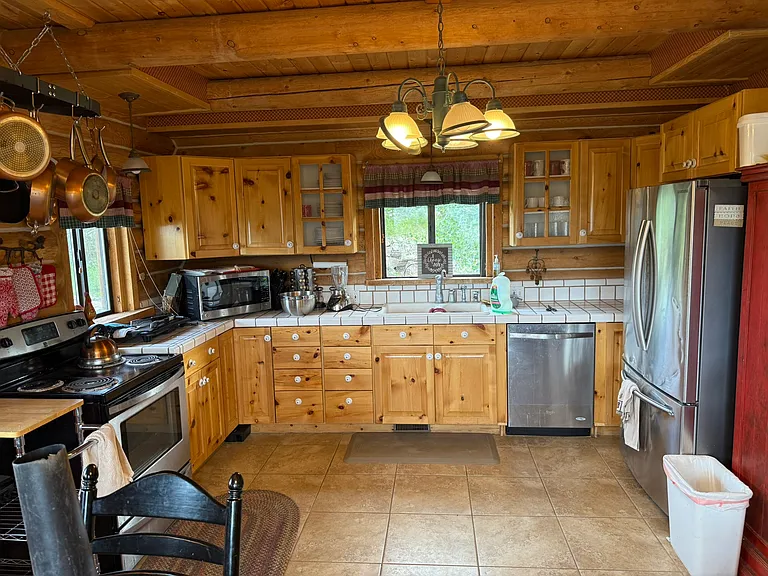 Main floor kitchen