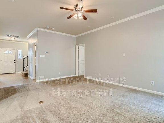 4th image of 10819 Buck Park