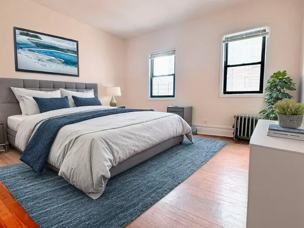 33-15 28th Avenue image 1 of 6