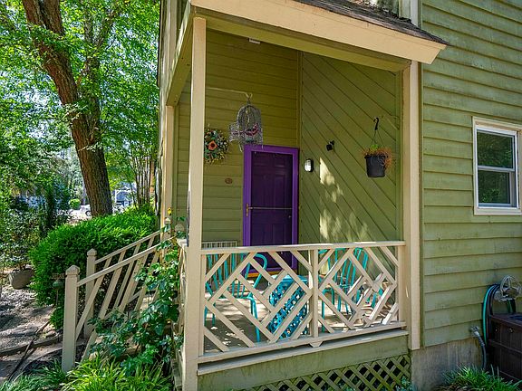 3rd image of 106 Walnut Creek Ct