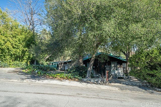 1st image of 2416 Park Blvd