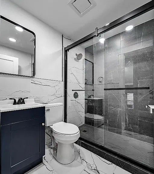 1111 W 5th St — Photo 11