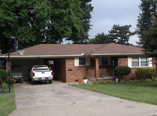 1812 Strait Pl, Stuttgart, AR 72160