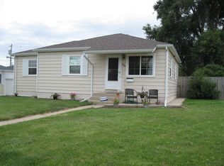 2060 Fir Dr, Thornton, CO 80229