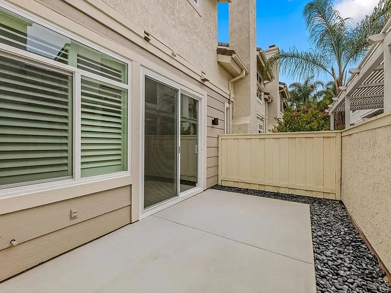 13567 Tiverton Rd — Photo 16