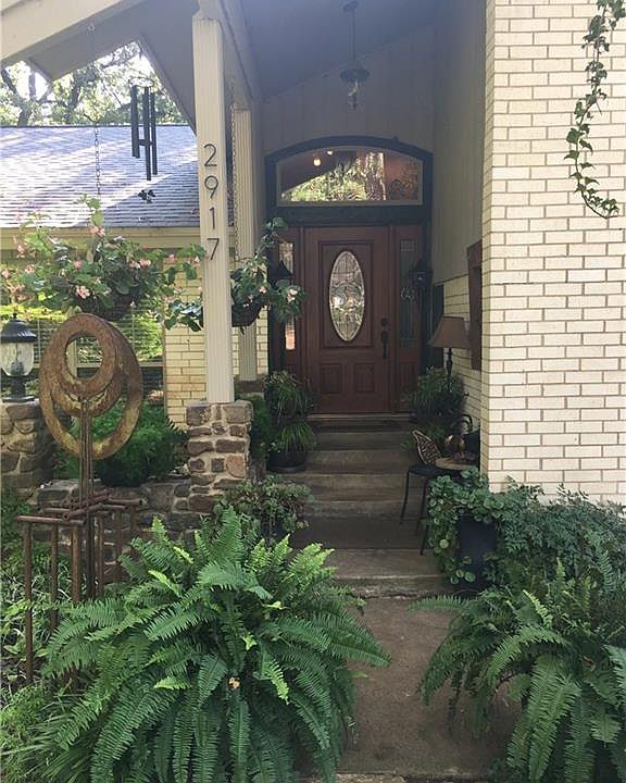 1st image of 2917 Lakeshore Dr