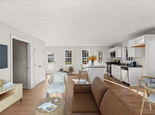 393 Court St #3, Plymouth, MA 02360