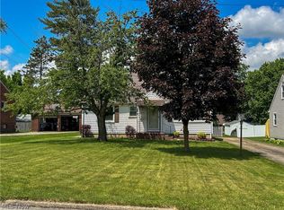 637 Edison St, Struthers, OH 44471