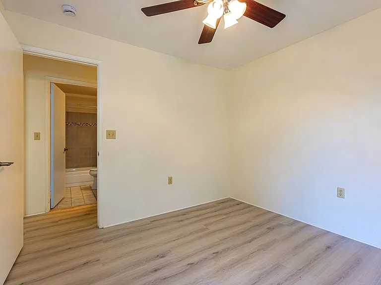 160 Keonekai Rd #18-202 — Photo 16