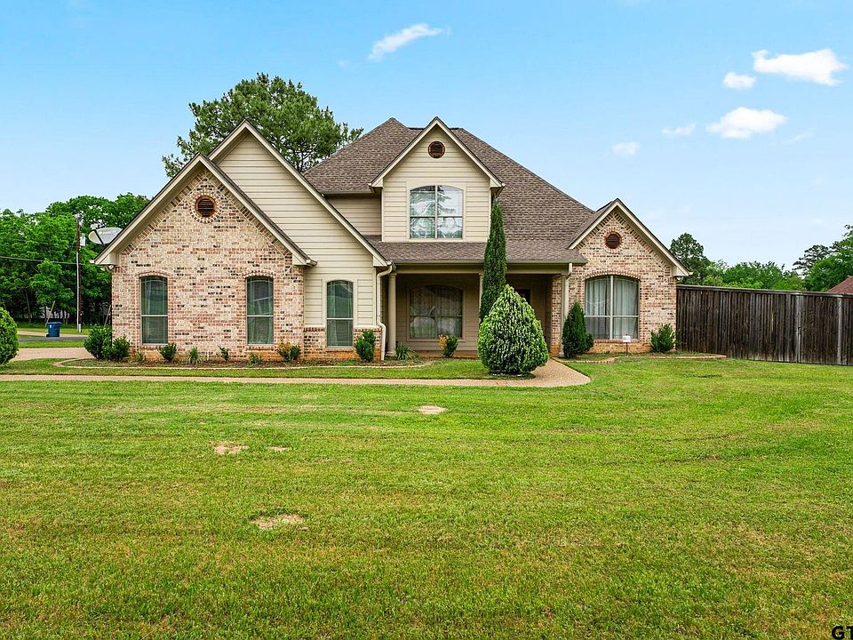 1st image of 15868 Cumberland Way