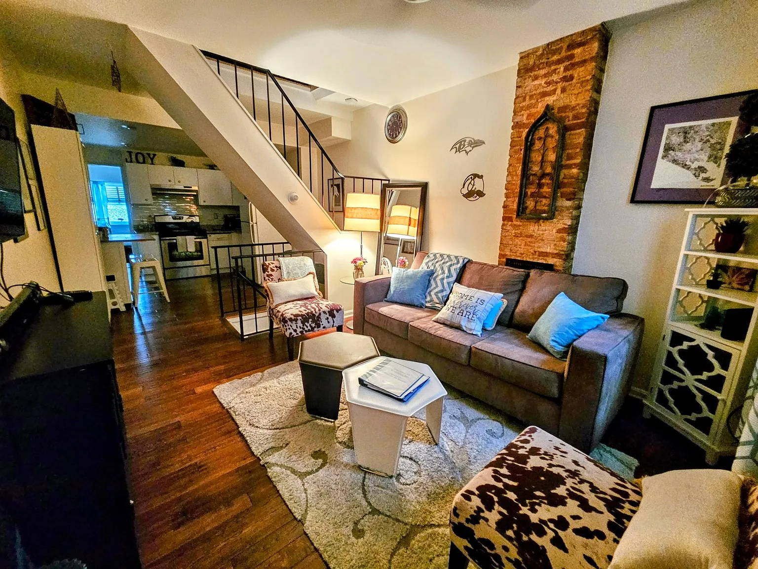 1220 Marshall Street — Photo 3