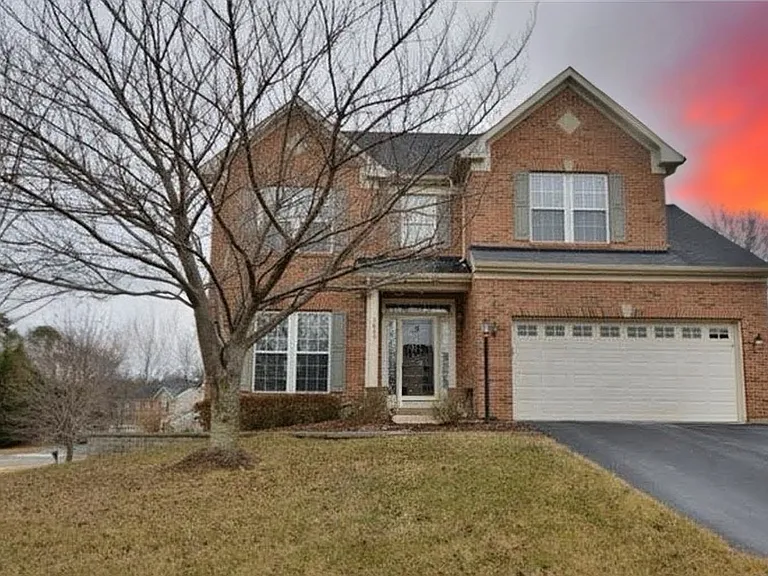 3889 Wertz Dr — Photo 1