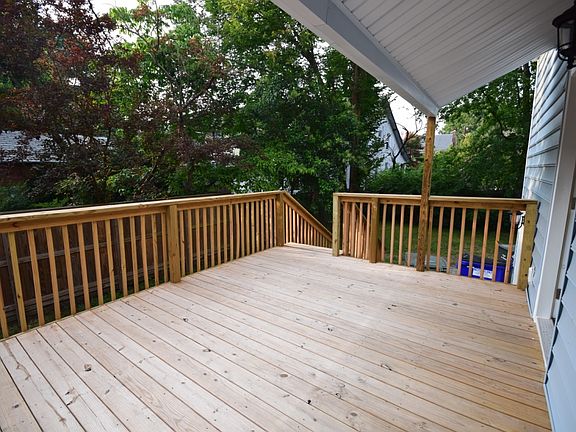 4th image of 1307 Stockley Gdns