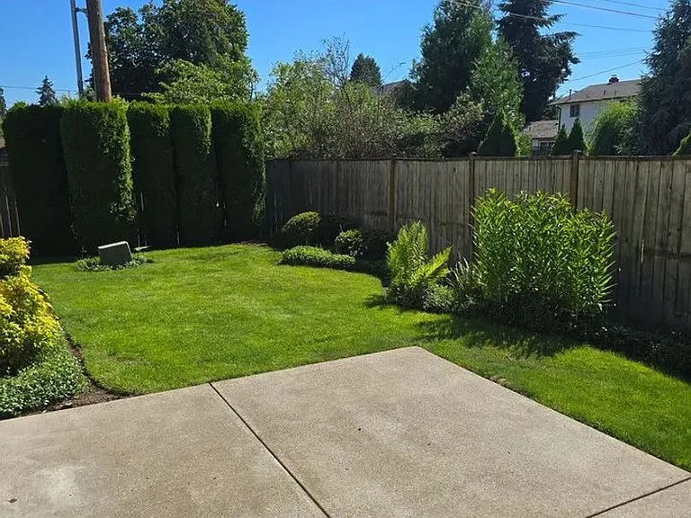 2132 Marlow Ln — Photo 17